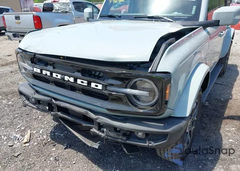 2024 Ford Bronco Outer Banks z USA, uszkodzony, nr VIN 1FMDE8BH4RLB07497